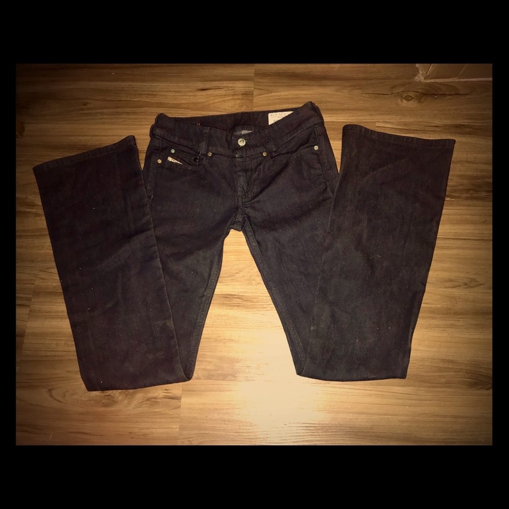 NWOT Diesel Louvely Size 25/ 34 Jeans